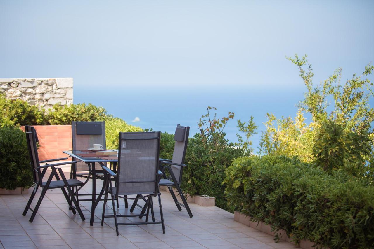 Fnk Apartments With Sea View Agia Pelagia Exterior foto